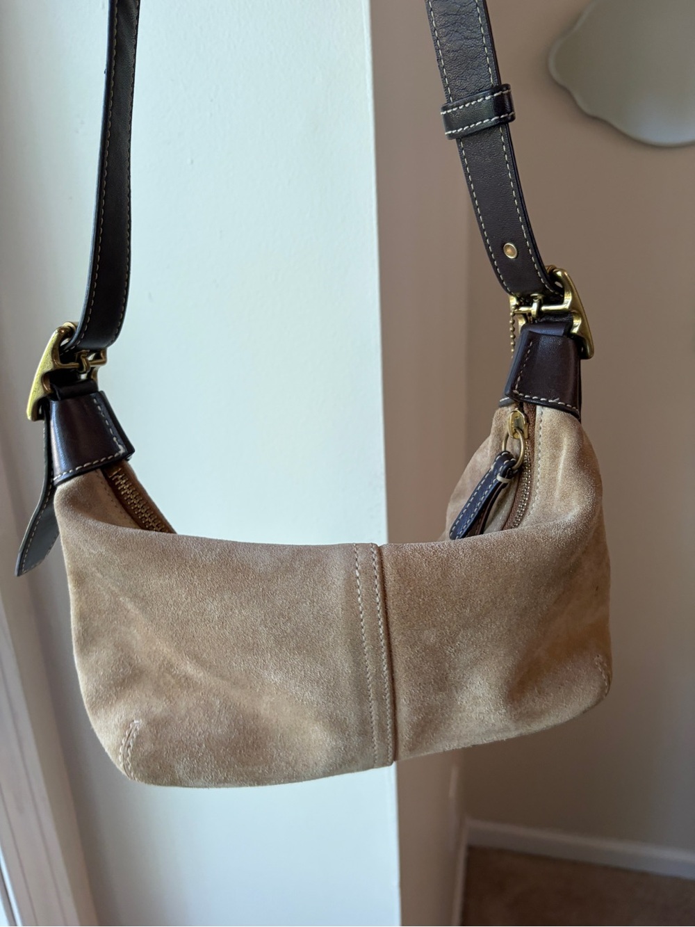 Coach Vintage Soho Hobo Shoulder Bag - Picture 6 of 8